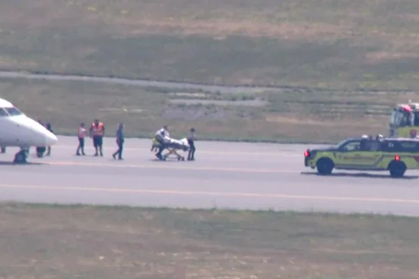 air-canada-stretcher