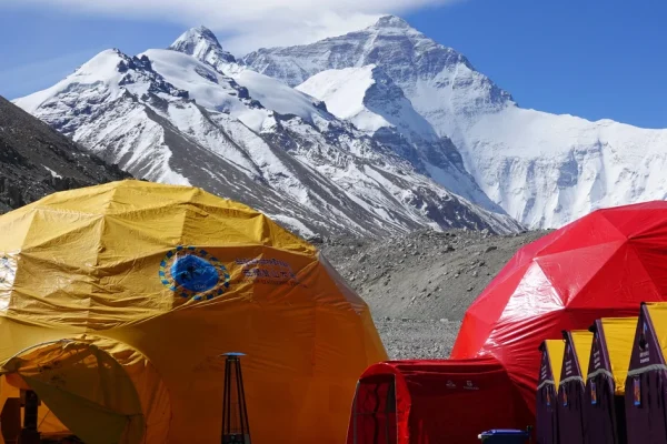 mount-everest-1317215631