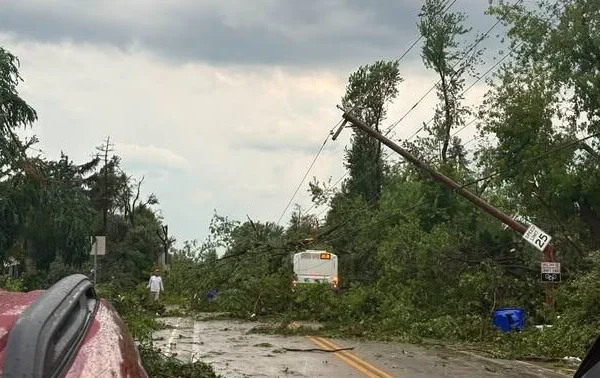 appleton-tornado-damage