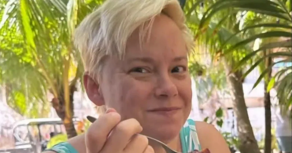 cbsn-fusion-whats-known-about-the-north-carolina-mom-who-went-missing-in-grenada-thumbnail