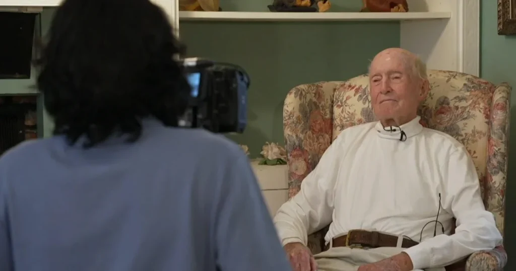 cbsn-fusion-young-man-aims-preserve-real-superhero-wwii-veterans-stories-thumbnail
