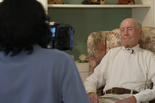 cbsn-fusion-young-man-aims-preserve-real-superhero-wwii-veterans-stories-thumbnail