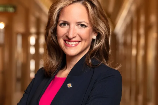 jocelyn-benson-campaign-headshot-2
