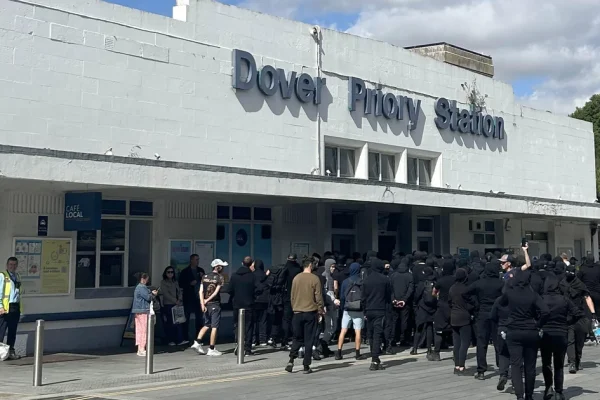 dover-uk-protest-2293091415